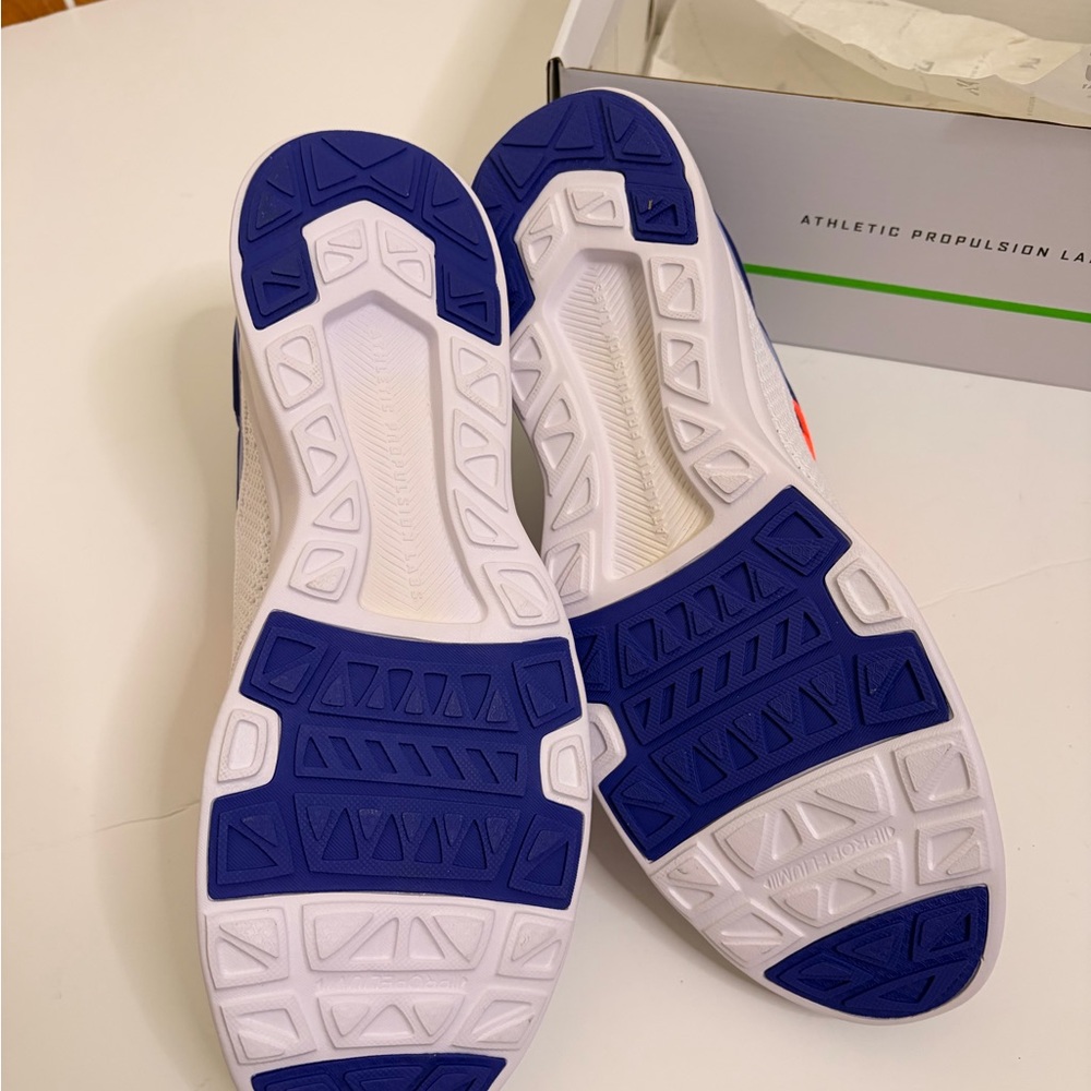 NWT 🔥 APL 🔥 UNISEX TECHLOOM TRACER SNEAKERS - MEN’S 12 or WOMEN’S 13.5 - Picture 7 of 8